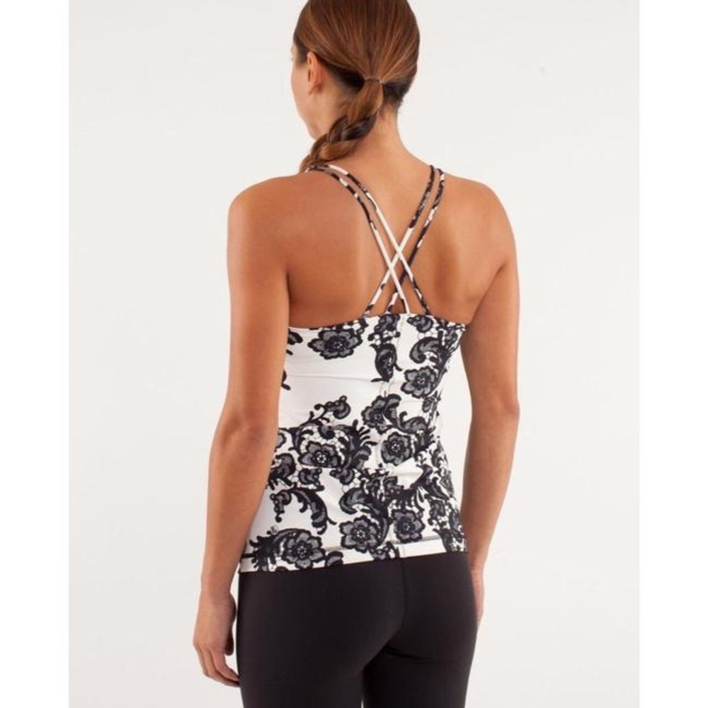 Lululemon Laceoflage Tank